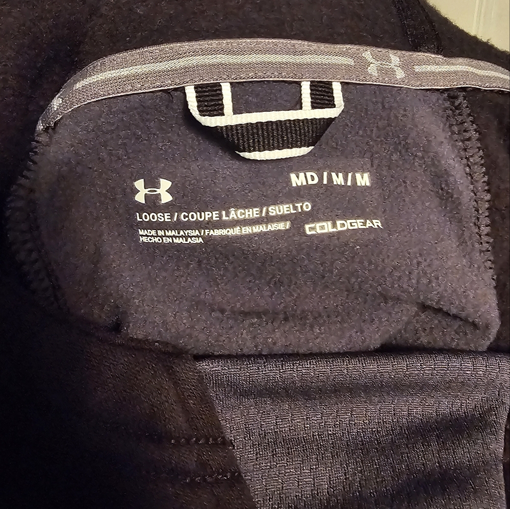 Under Armour Size M Hoodie - Picture 7 of 7